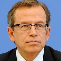 Dr. Volker Leienbach